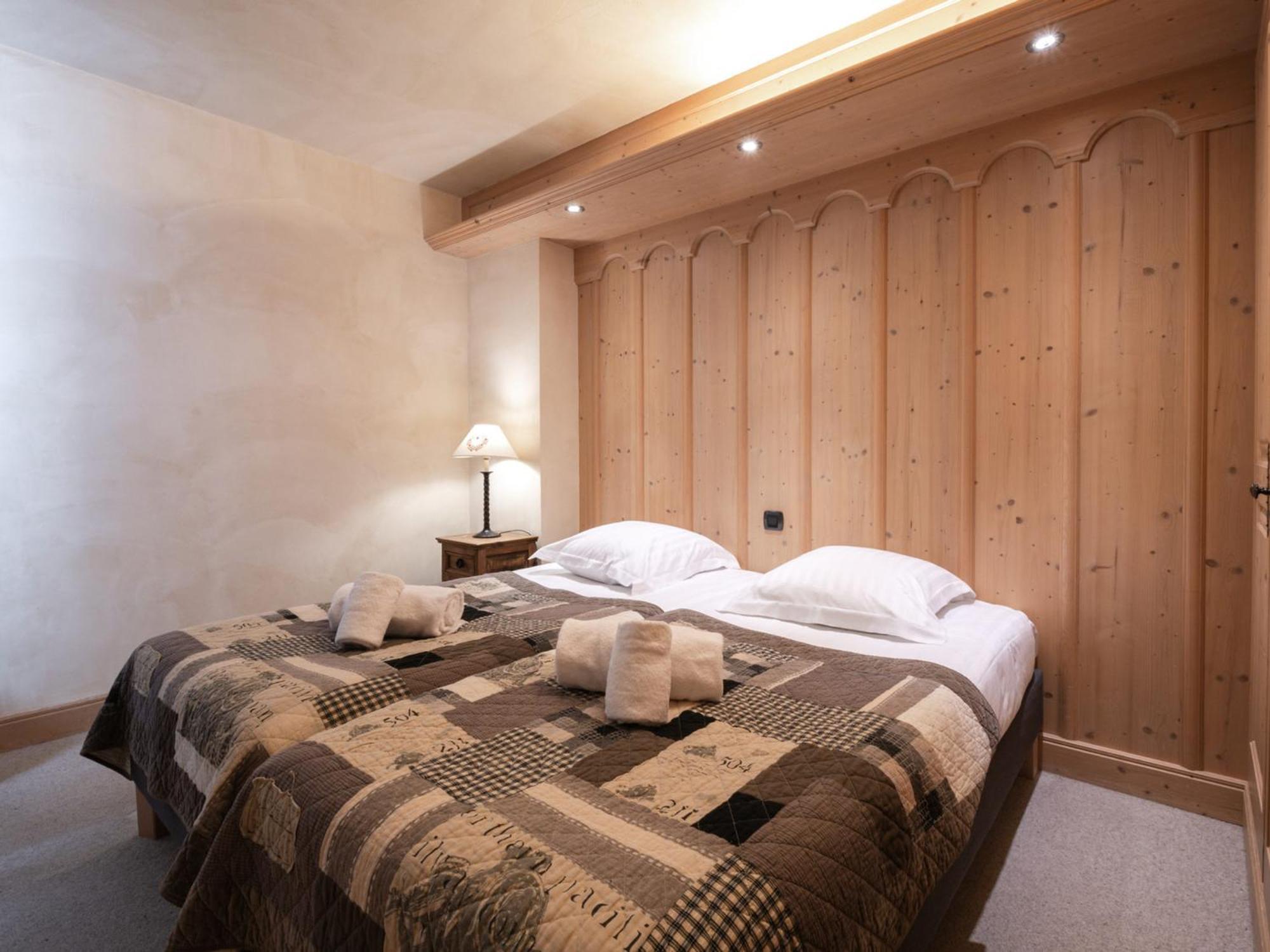 Apartment Superbe Duplex De 144m² 10 Pers. - Proche Pistes & Centre, Terrasse, Parking, Wifi - Fr-1-343-223