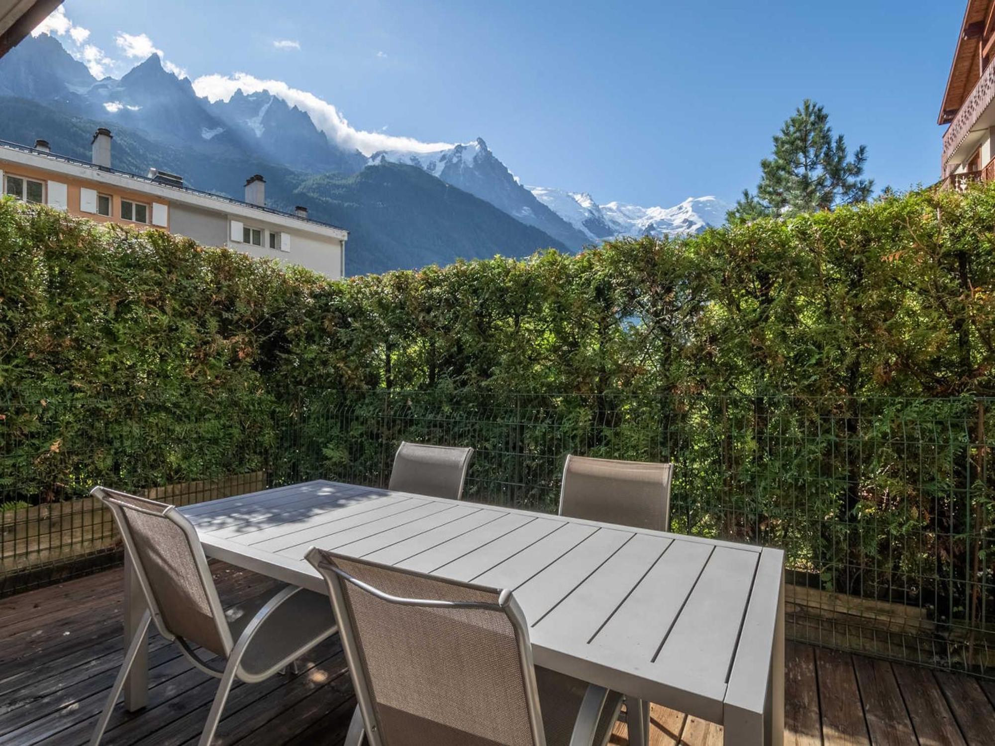Superbe Duplex De 144m² 10 Pers. - Proche Pistes & Centre, Terrasse, Parking, Wifi - Fr-1-343-223 * Chamonix